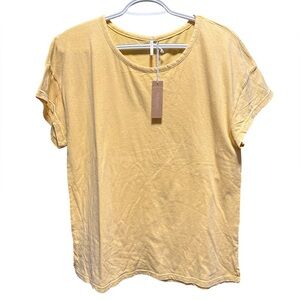 Hello Nite Los Angeles NWT Sunflower Tee Size Medium